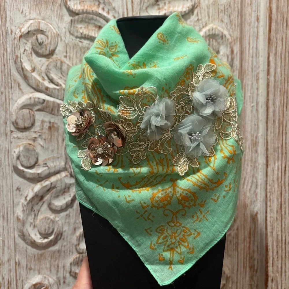 Aratta Silent Journey Embellished Bandanna print Scarf NWT